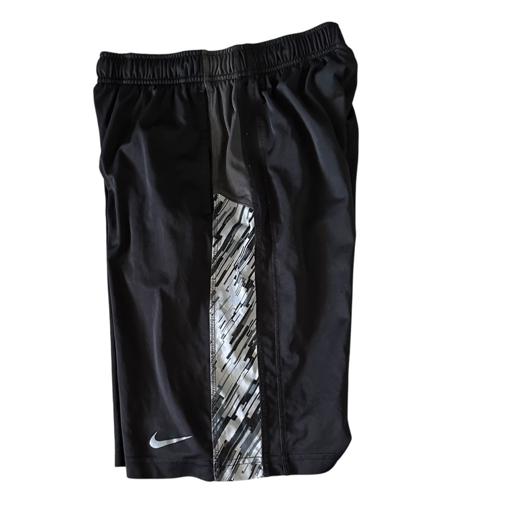 Nike Dri-FIT Kids Shorts | Black/Gray | Size L (12–14)